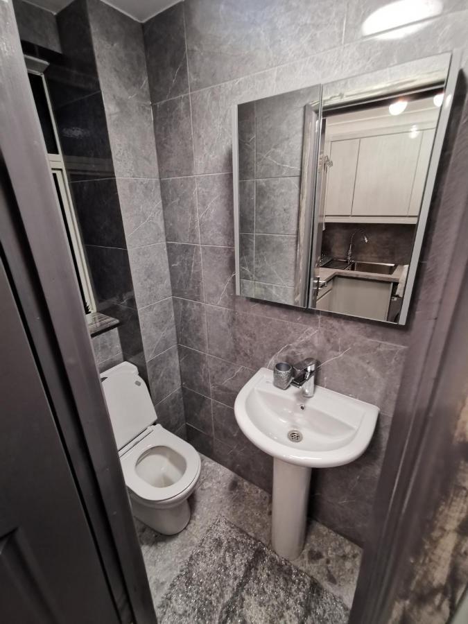 אדמונטון Palaz 2 - 2 Bedroom Flat מראה חיצוני תמונה